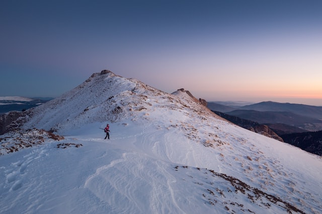 1月17日（雪に覆われた山）