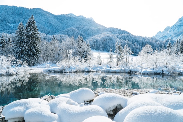 1月13日（雪と清流）